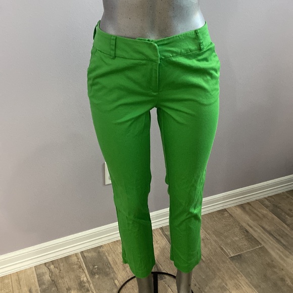 New York & Company Pants - Great St Patty Day 🍀New York & Co Irish green ankle pants size 4